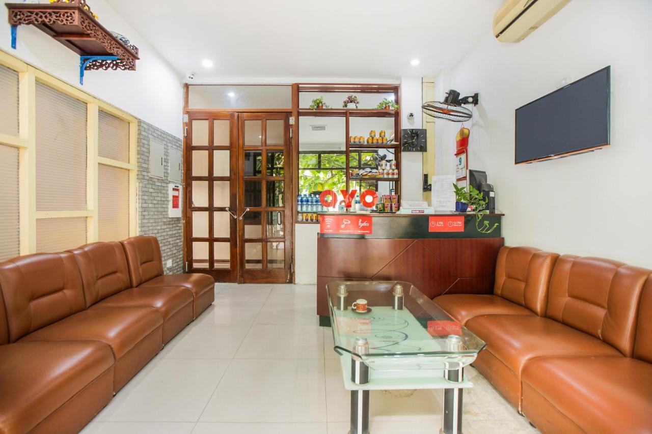 Khach San Giao Thong Hotel Hanoi Buitenkant foto
