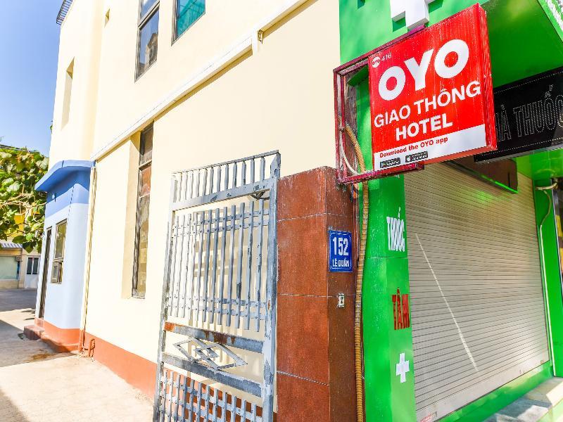 Khach San Giao Thong Hotel Hanoi Buitenkant foto