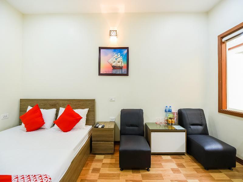 Khach San Giao Thong Hotel Hanoi Buitenkant foto
