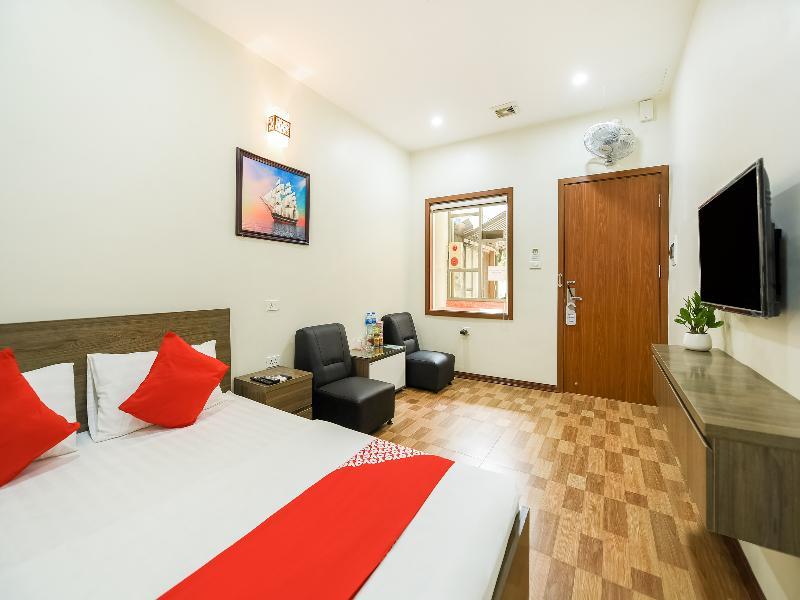 Khach San Giao Thong Hotel Hanoi Buitenkant foto