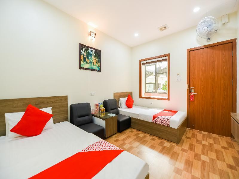 Khach San Giao Thong Hotel Hanoi Buitenkant foto